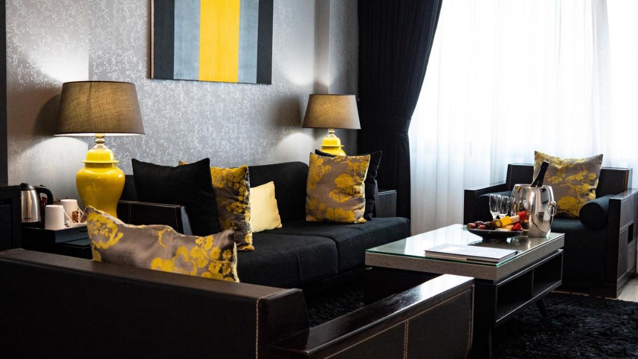 Oak Plaza Hotels East Airport Аккра Экстерьер фото